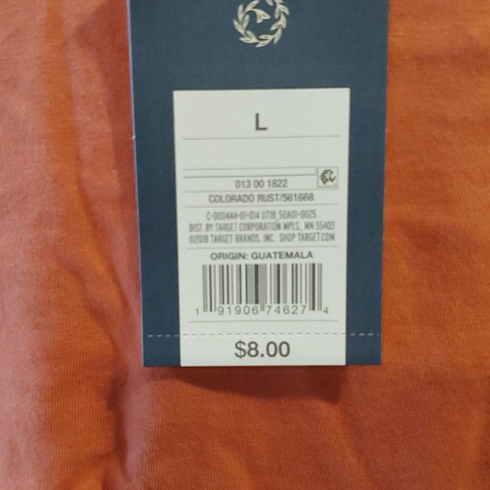 Universal threads tops - Picture 4 of 5